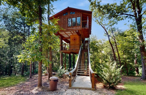 Jackson House | Mountain view home with hot tub