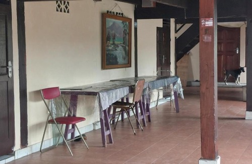 Tomohon Hotel | Mountain View Homestay