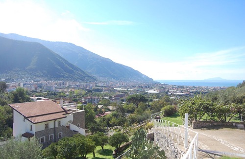 Casola di Napoli House | Mountain-view Monticelli-Mansion