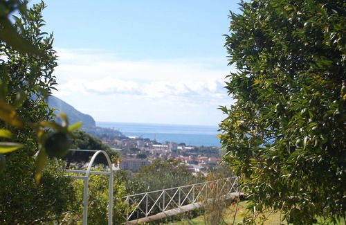 Casola di Napoli House | Mountain-view Monticelli-Mansion