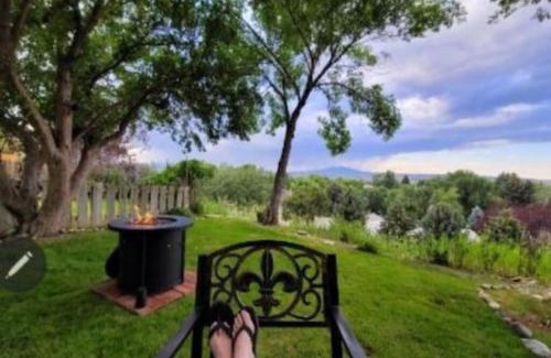 Cody House | Mountain View Lodge Cody
