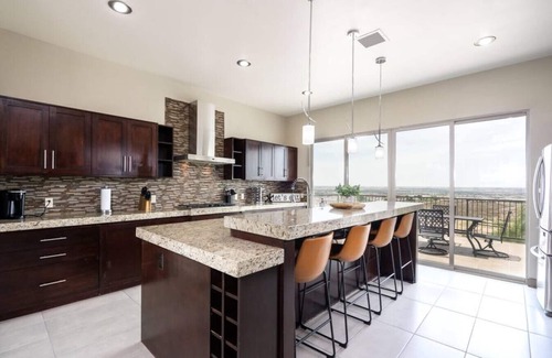 El Paso House | Mountain View Pool House