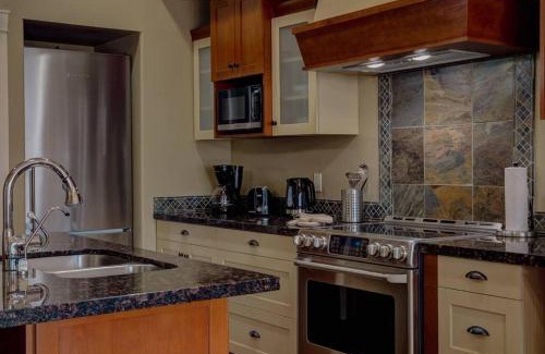 Canmore Apartment | Mountain View (Top Floor) Condo
