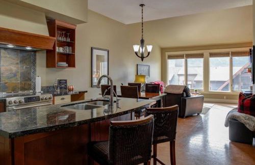Canmore Apartment | Mountain View (Top Floor) Condo