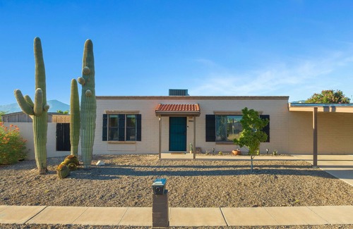 Tucson House | Mountain views! Big private yard with pool - heat optional with fee & spa
