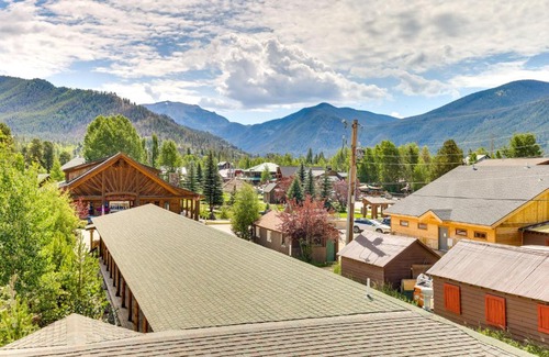 Grand Lake House | Mountain Views Luxurious Grand Lake Escape!