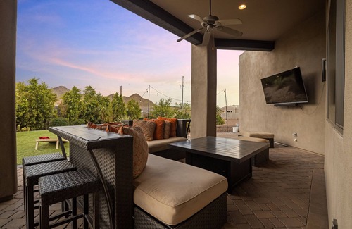 Phoenix House | Mountain Views: Pool | Hot Tub | Top 1%