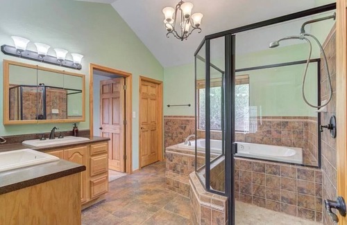 Strawberry House | Mountain Views w/ Pool Table, Game Room and BBQ