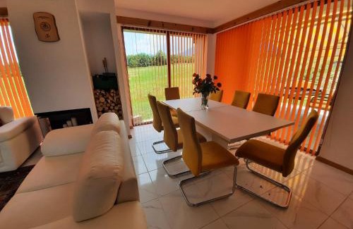 Razlog Villa | Mountain Villa near Bansko