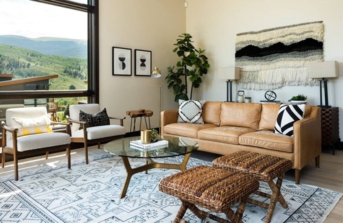Silverthorne House | Mountain Zen - Pet Friendly, Luxury Mountain Home