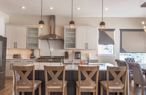 Heber House | Mountains and Horses and Deer, Oh My!