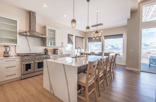 Heber House | Mountains and Horses and Deer, Oh My!