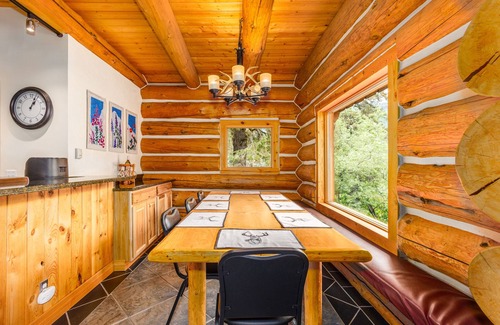 Alyeska House | Mountainside lodge with private hot tub, deck, grill, mtn & ski views, fireplace