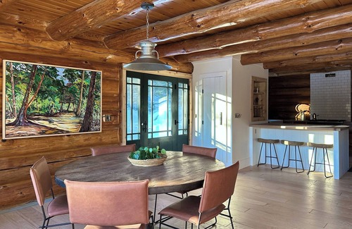 Lutsen Cabin | Mountainside Log Cabin on Caribou Lake