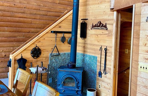 Highland Pines Cabin | Mountainview Lodge - Prescott Cabin Rentals