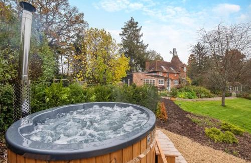 Wadhurst House | Mousehall Oast