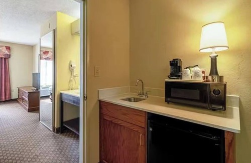 North San Antonio - SAT Apartment | Move-In Ready Rentals – Furnished Rooms – All Utilities Included