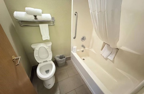 North San Antonio - SAT Apartment | Move-In Ready Rentals – Furnished Rooms – All Utilities Included