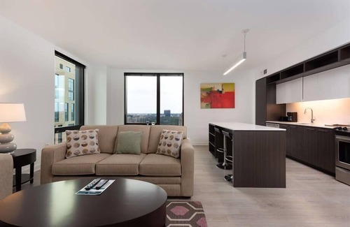 Reston Apartment | Move in w/Ease | Furnished & Well-equipped | Reston TC