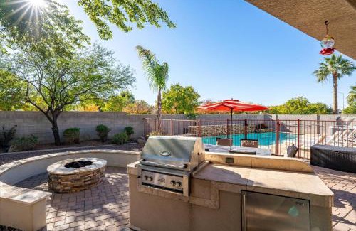 Rovey Farm Estates House | Movie Theater Pool Arcade Fire Pit