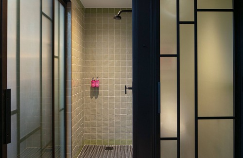 Williamsburg Hotel | Moxy Brooklyn Williamsburg
