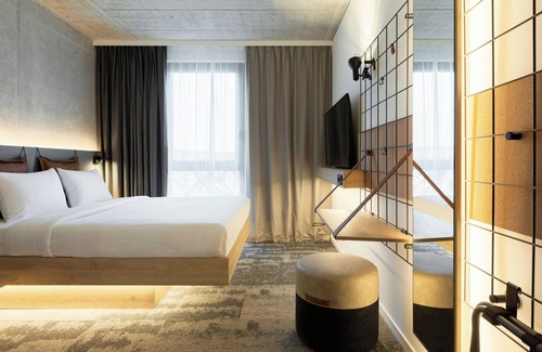 Finkenwerder Hotel | Moxy Hamburg - Finkenwerder