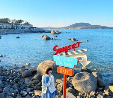 Laoshan Hotel | Moya Resort Hotel-Near Laoshan Scenic Area,Free Private Beachcombing, Free DIY Experience, 3 Free Photographers' Photos, Paid provision Featured Seafood