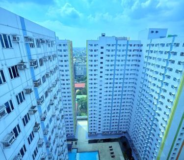South Triangle Apartment | Mplace condominium by Jackie 1505D