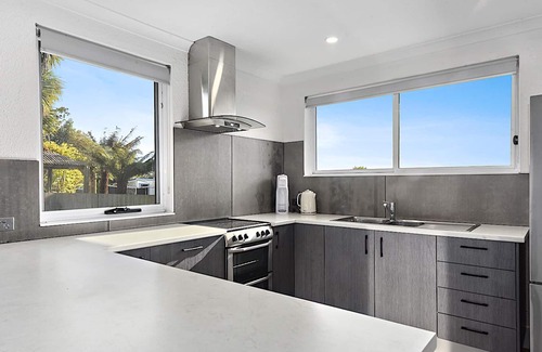 Bridport House | Mr. W on Walter: 2 BR, 1 BA House in Bridport, Sleeps 4