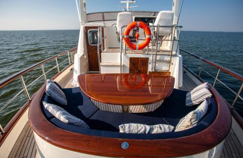 Bruinisse Boat Rental | MSBULL