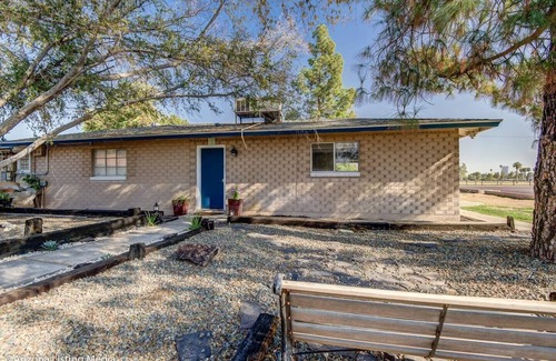 Encanto House | Msg for 5% off 1Bed 1Bath Huge Guesthouse Midtown PHX