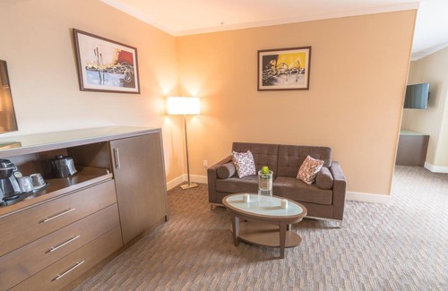 Kitimat Hotel | Mstar Hotel