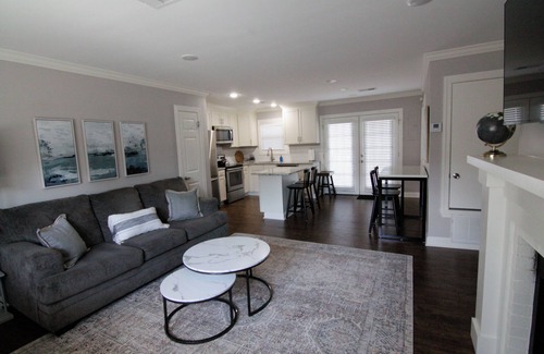Starkville Condo | MSU Campus Condo: Mississippi State, Steps from MSU, Dudy Noble! Freshly updated!