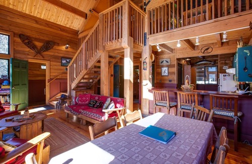 Glacier Cabin | Mt. Baker Rim Cabin #44 - Hot Tub- Pets OK - WiFi