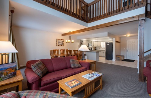Lake Placid Condo | Mt. Jo Lodge u37- Stay in the heart of Lake Placid