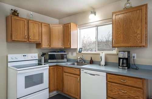Kalispell House | MT Views, Firepit, Sauna, Glacier Park Adventure