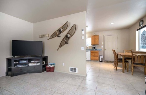 Kalispell House | MT Views, Firepit, Sauna, Glacier Park Adventure