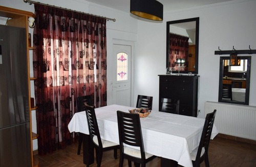 Markopoulo Mesogaias Apartment | MTC-Jasmine's House