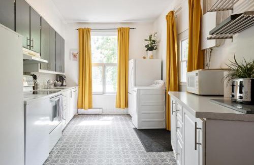 Plateau Mont Royal Apartment | MtlVacationRentals - MTL ZOO