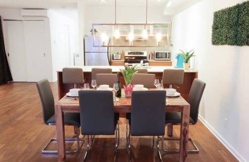 Plateau Mont Royal Apartment | MTLVR #01 | Bright open space, ideal Plateau area