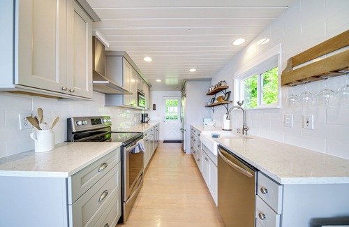 Camano Island House | Mtn-View Camano Island Retreat Overlooking Beach