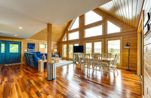 Conway House | Mtn-View Deck Scenic Conway Log Cabin!