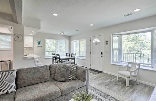 Tahoe Village Condo | Mtn-View Lake Tahoe Escape: 'Heavenly Daze Chalet’