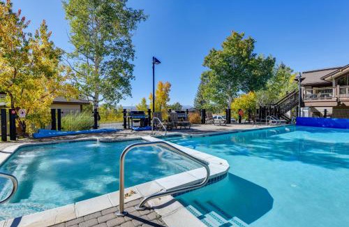 Steamboat Springs Apartment | Mtn-View Steamboat Condo Shuttle to Resort