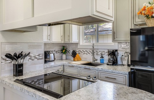 Stevensville Cottage | Mtn-View Stevensville Cottage: Hike, Fish, Explore