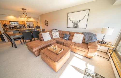 Keystone Condo | Mtn Views, Modern Furnishings, Shuttle to Slopes