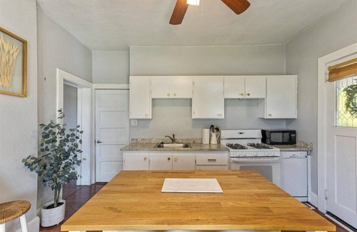 Franklin House | MTR Provo! 30+ day specials!