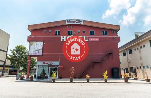 Sabak Aur Hotel | Muar City Hotel