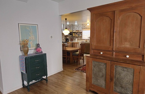 Haines House | Muddy Creek Manor - Country Charm & Beautiful Views! 2 Bdrm, 2 Bath
