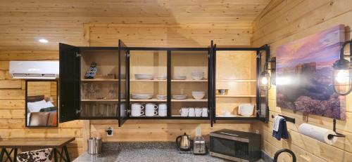 Hanksville House | Muddy Creek Mining Company